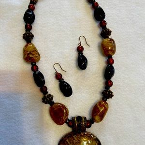 Chico’s stone bead necklace